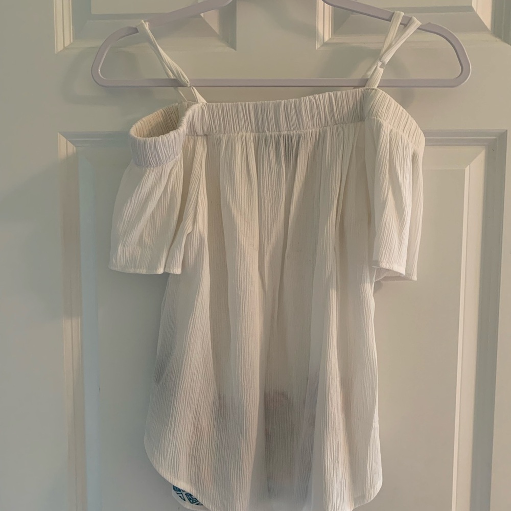 Off-Shoulder White Embroidered Summer Top - Picture 2 of 6